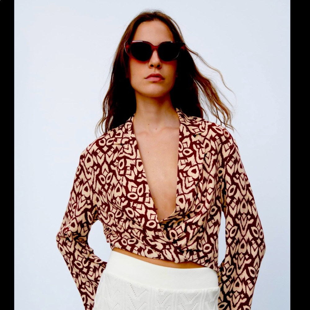 ZARA PRINTED WRAP BLOUSE BURGUNDY- CREAM COLOR.